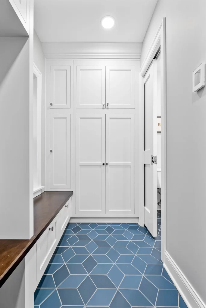 Bold Mud Room Renovation project image 4