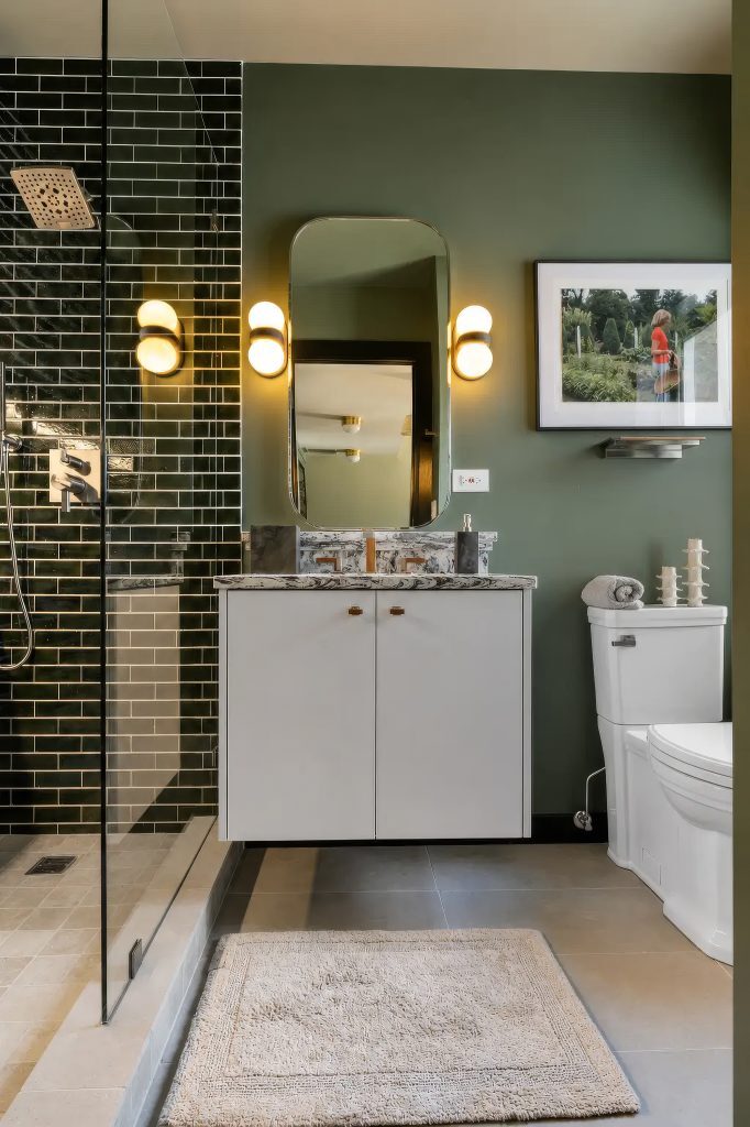 Showhouse Ensuite Bathrooms project image 9
