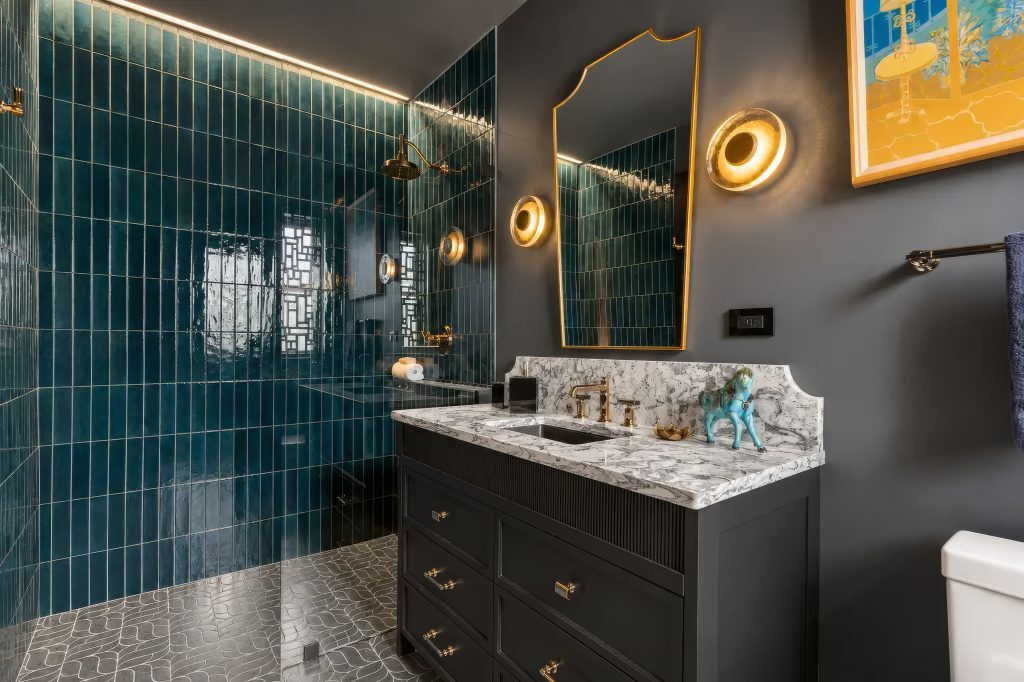 Showhouse Ensuite Bathrooms project image 4