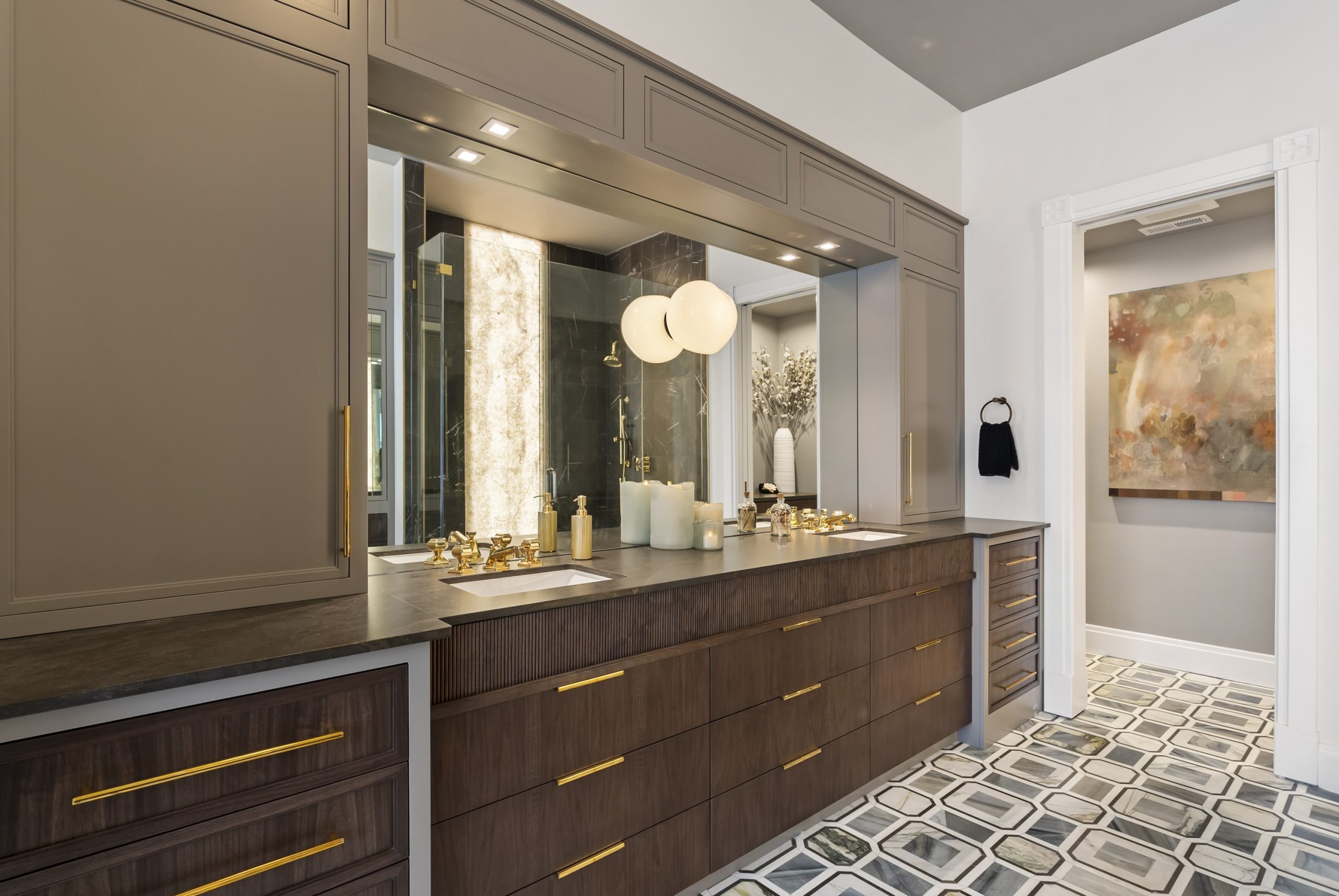 Durable Bathroom Design: Moisture-Smart Layouts and Finishes