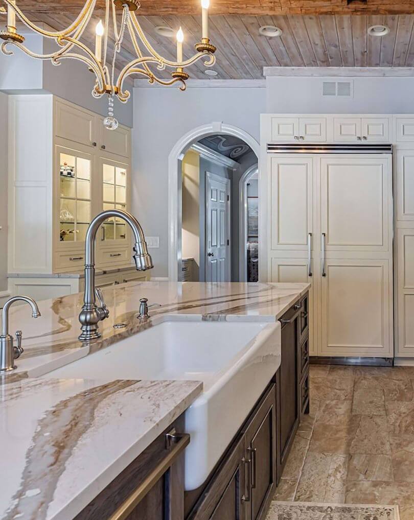 Lake Forest Transitional