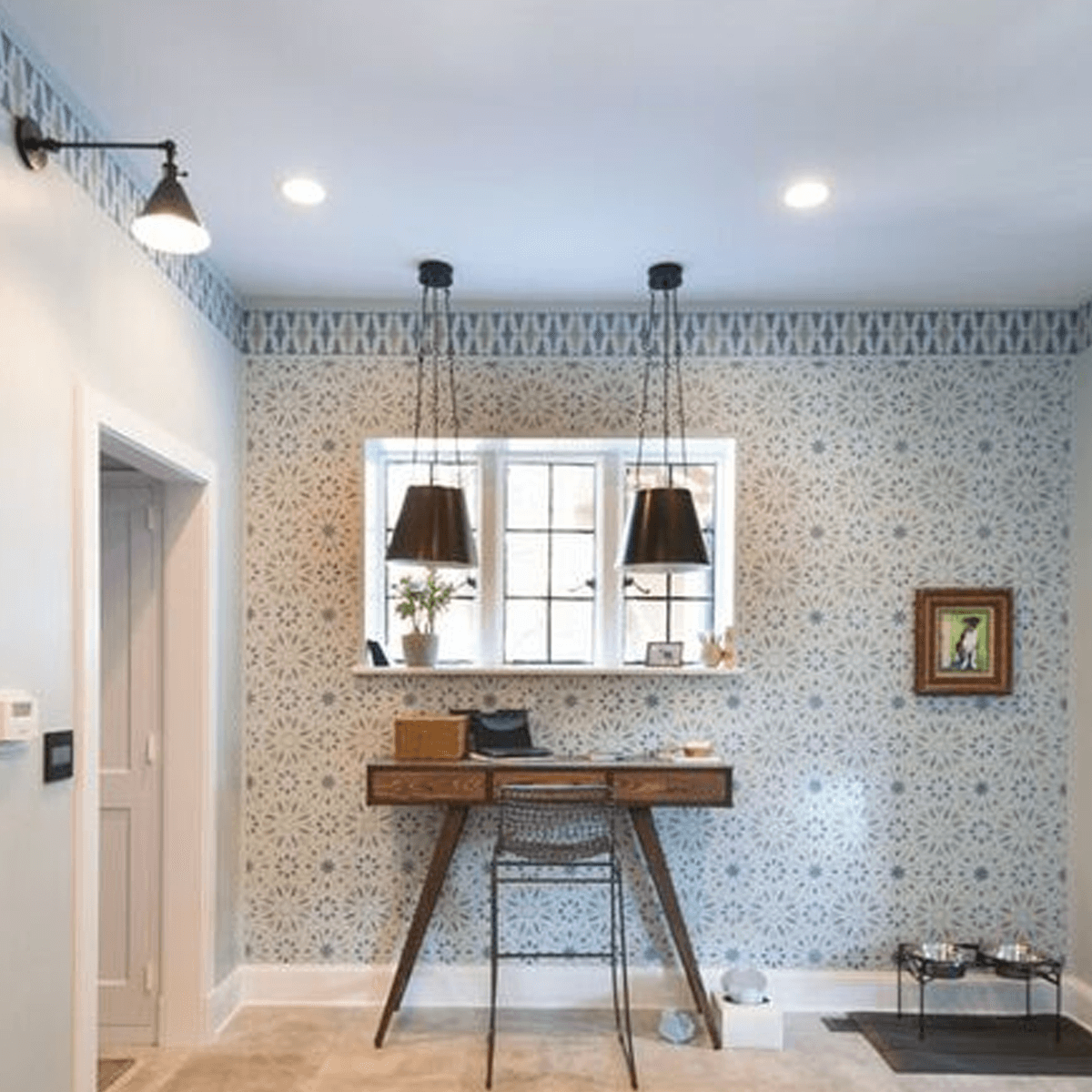 Need a professional decorative painter?