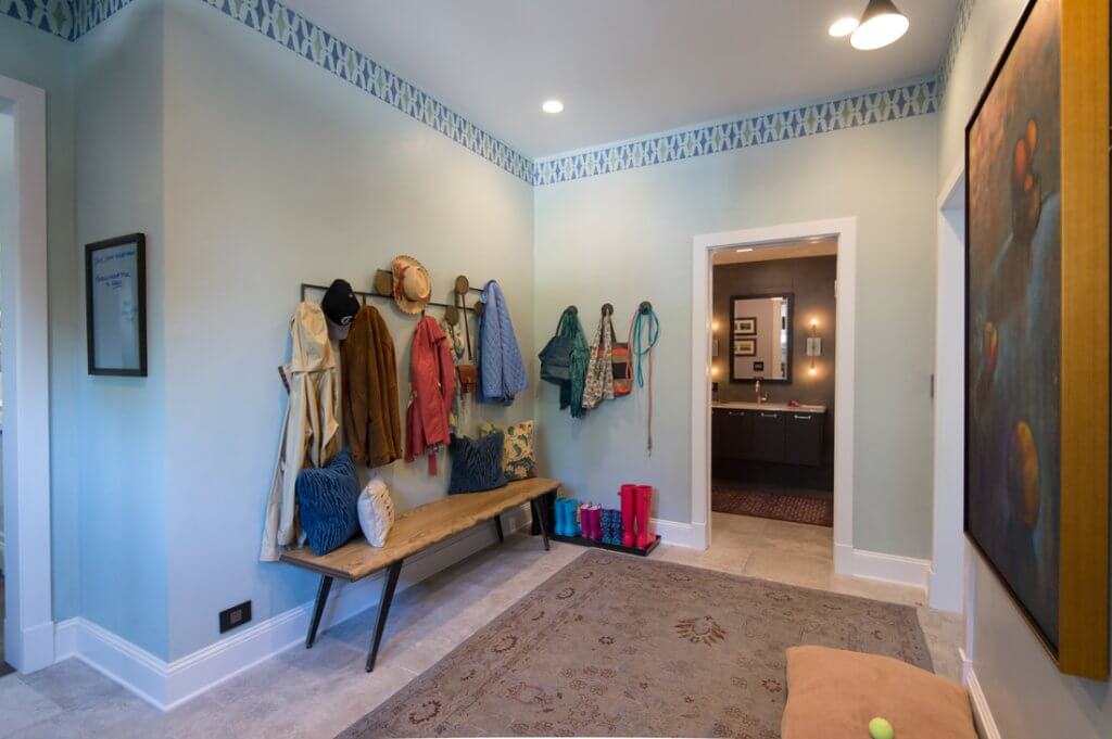 LAKE FOREST project image 3