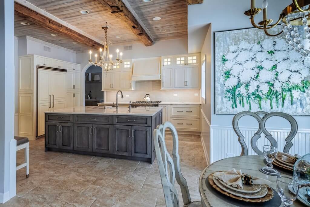 LAKE FOREST project image 3