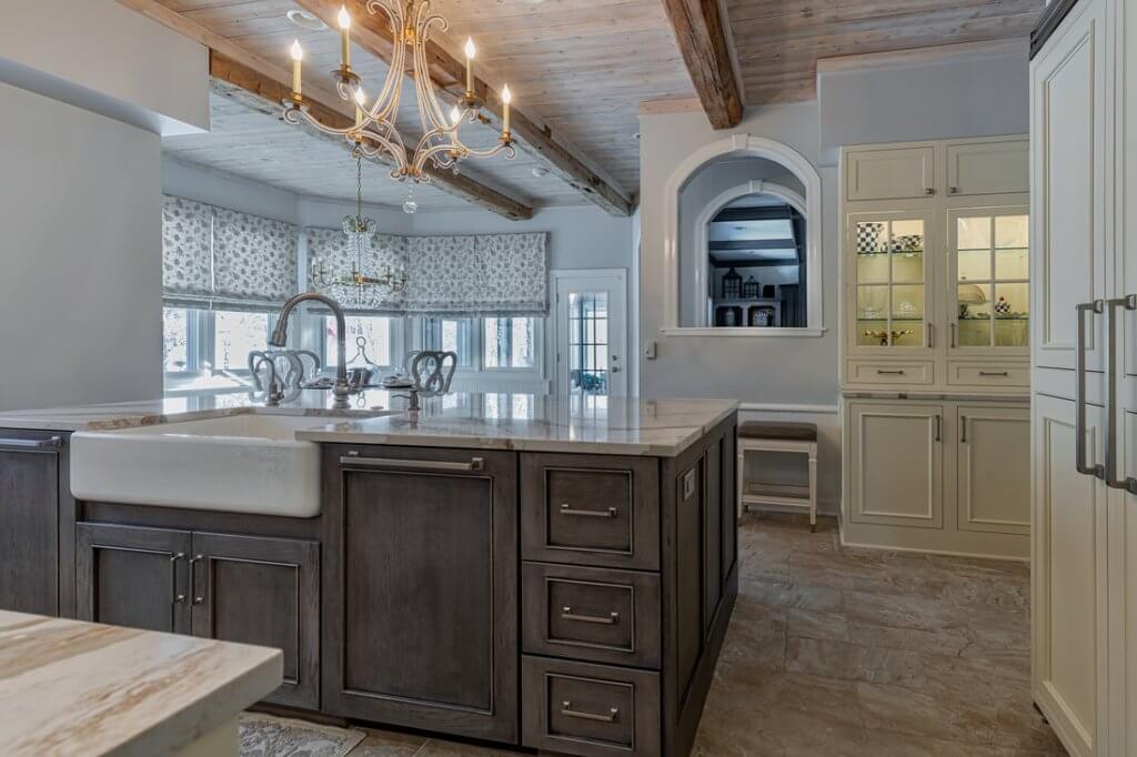 LAKE FOREST project image 5