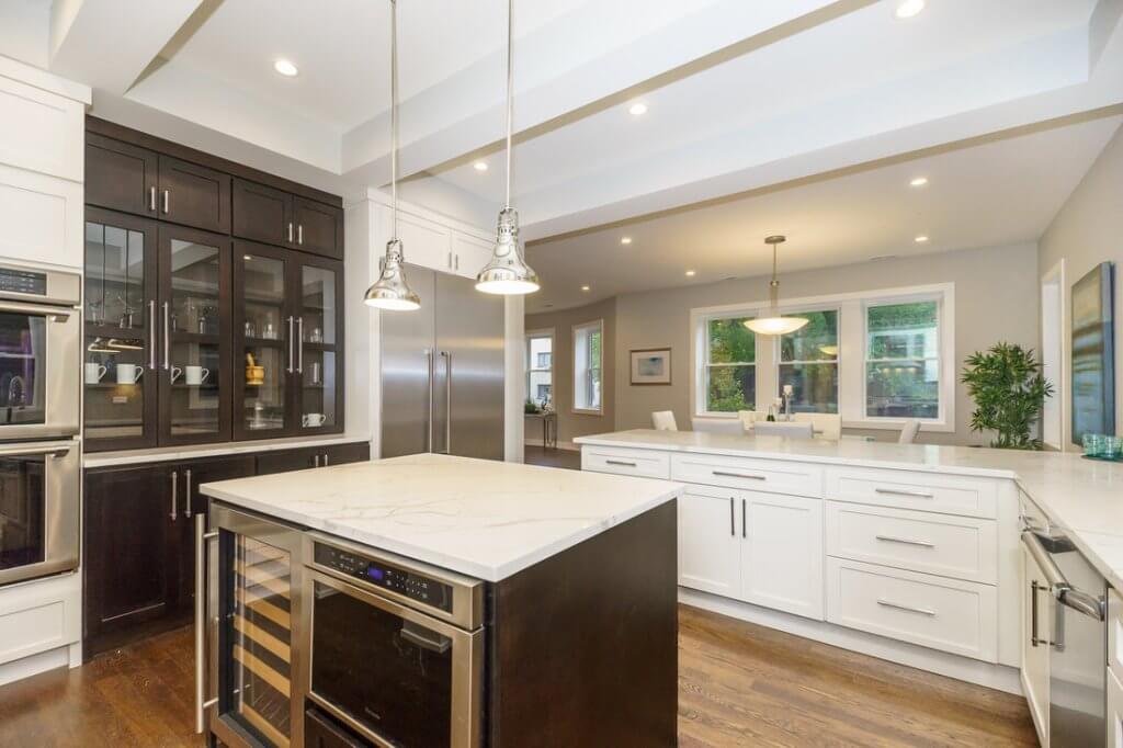 LAKE FOREST project image 4