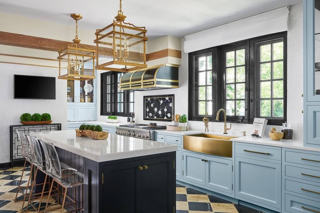LAKE FOREST project image 2