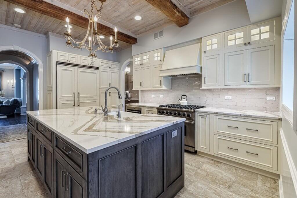 LAKE FOREST project image 6