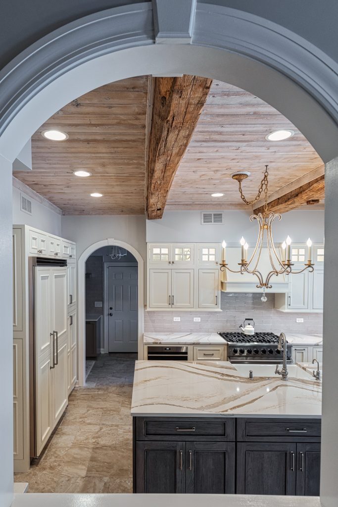 Lake Forest Transitional project image 3