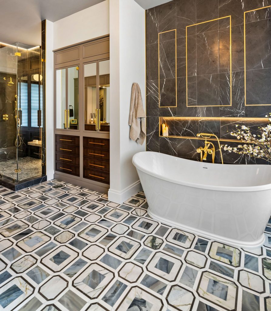 Pembroke Luxury Bath project image 4